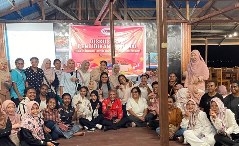 Komunitas Perempuan Milenial Hebat (PULIH) Gelar Diskusi Bareng Benhur Tomi Mano (BTM)